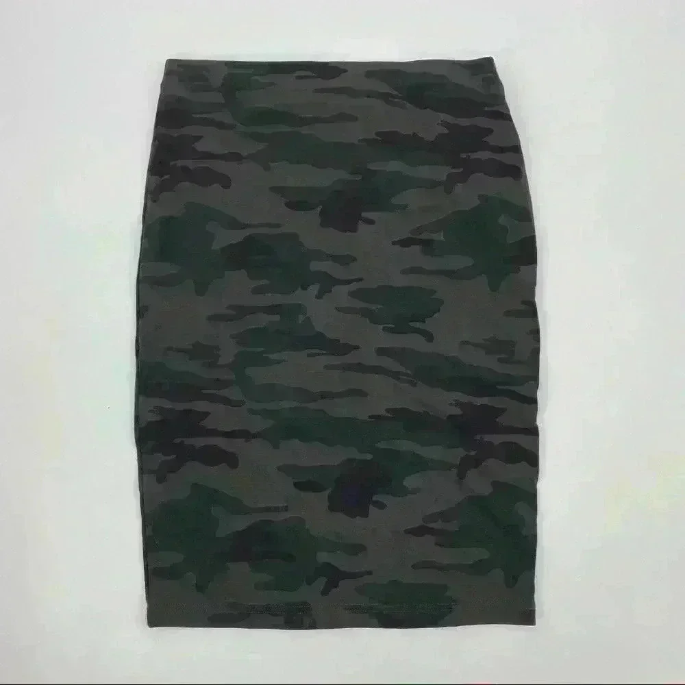 Sanctuary Camo Print Stretch Midi Ponte Pencil‎ Women's Skirt Size Small